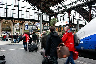ski holidays by train