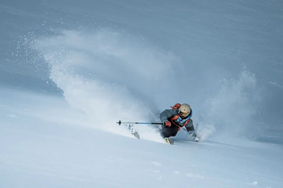 Shredding off-piste in Grandvalira